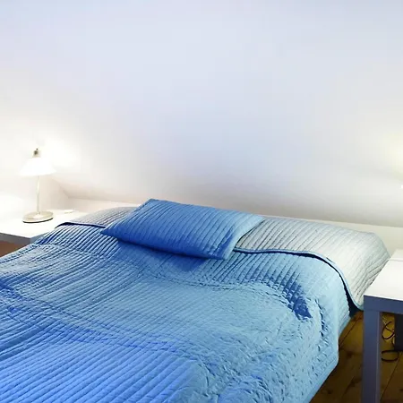 Home, Σπίτι διακοπών